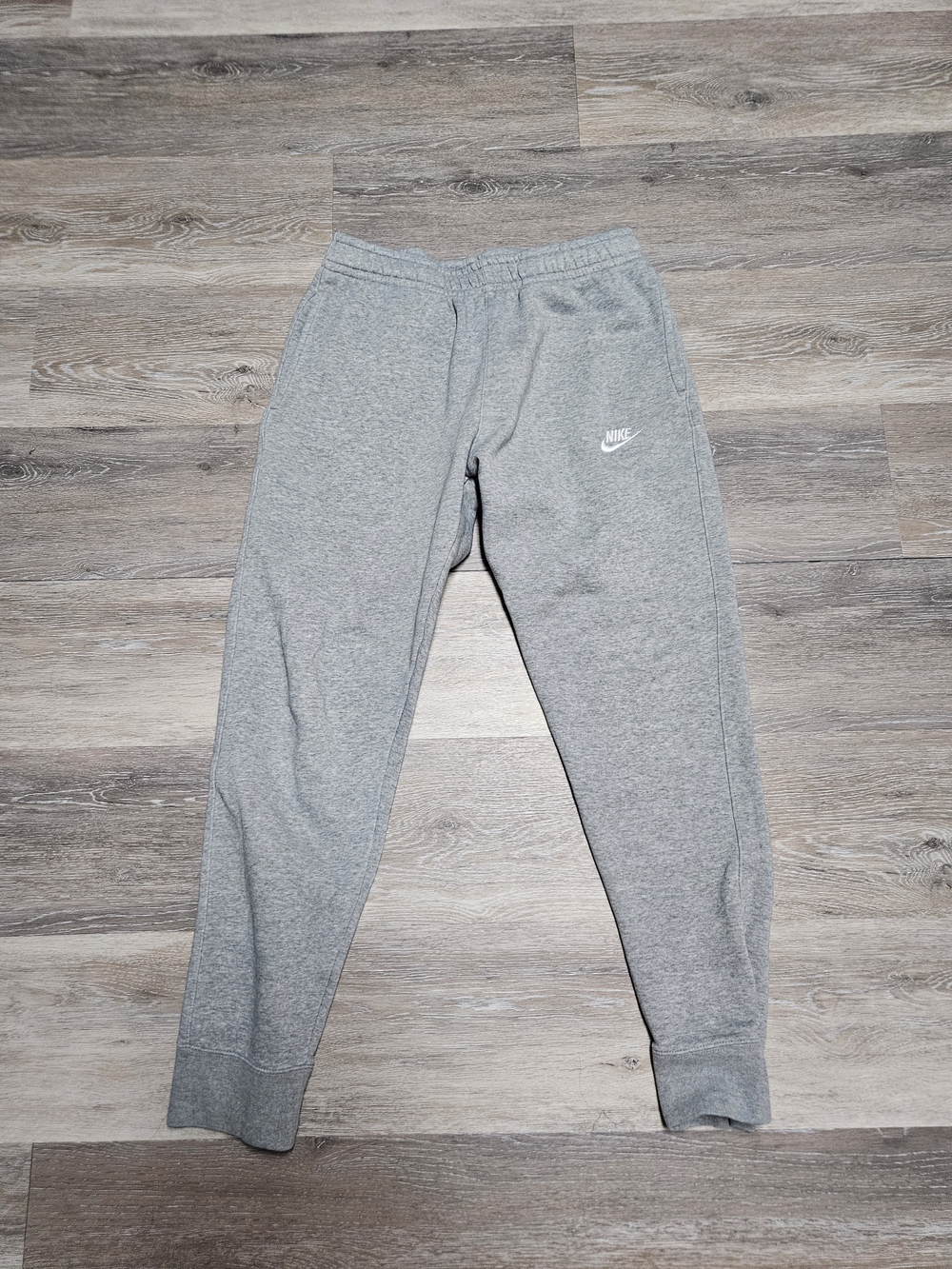 Nike Women's Gray Athletic Fleece Joggers